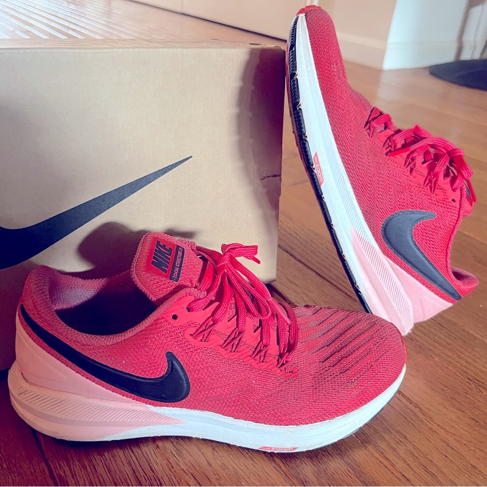 Nike Zoom Structure 22 Sneaker Running Shoe